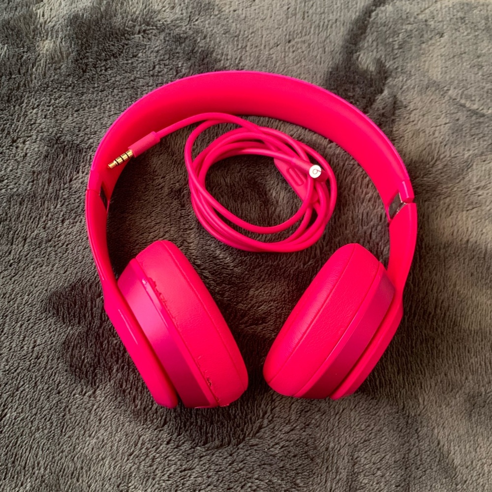 HOT PINK BEATS DR.DRE SOLO WIRED